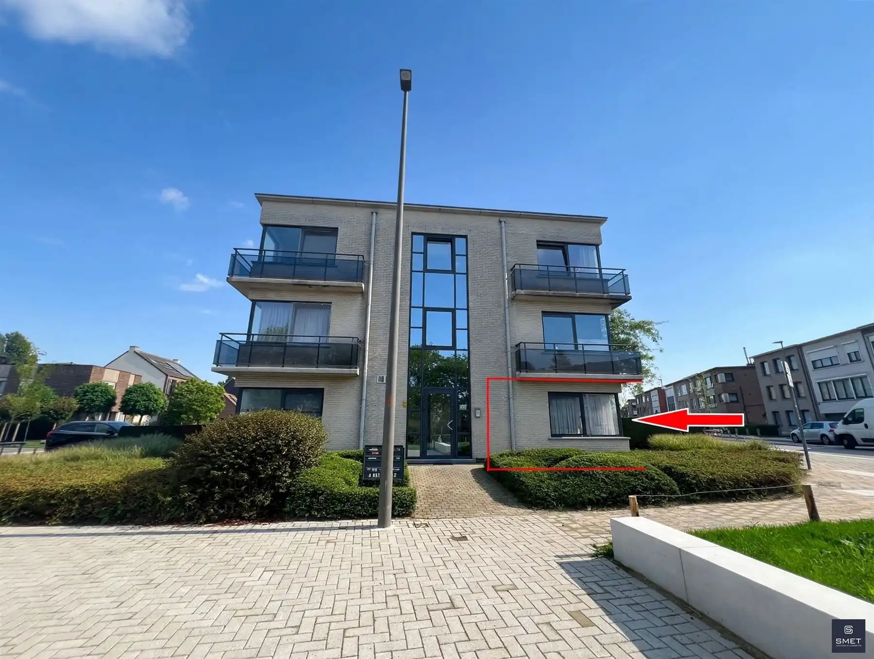 LICHTRIJK GLVLRS APPT MET 2 SLPKS EN 2 TERASSEN foto {{pictureIndex}}