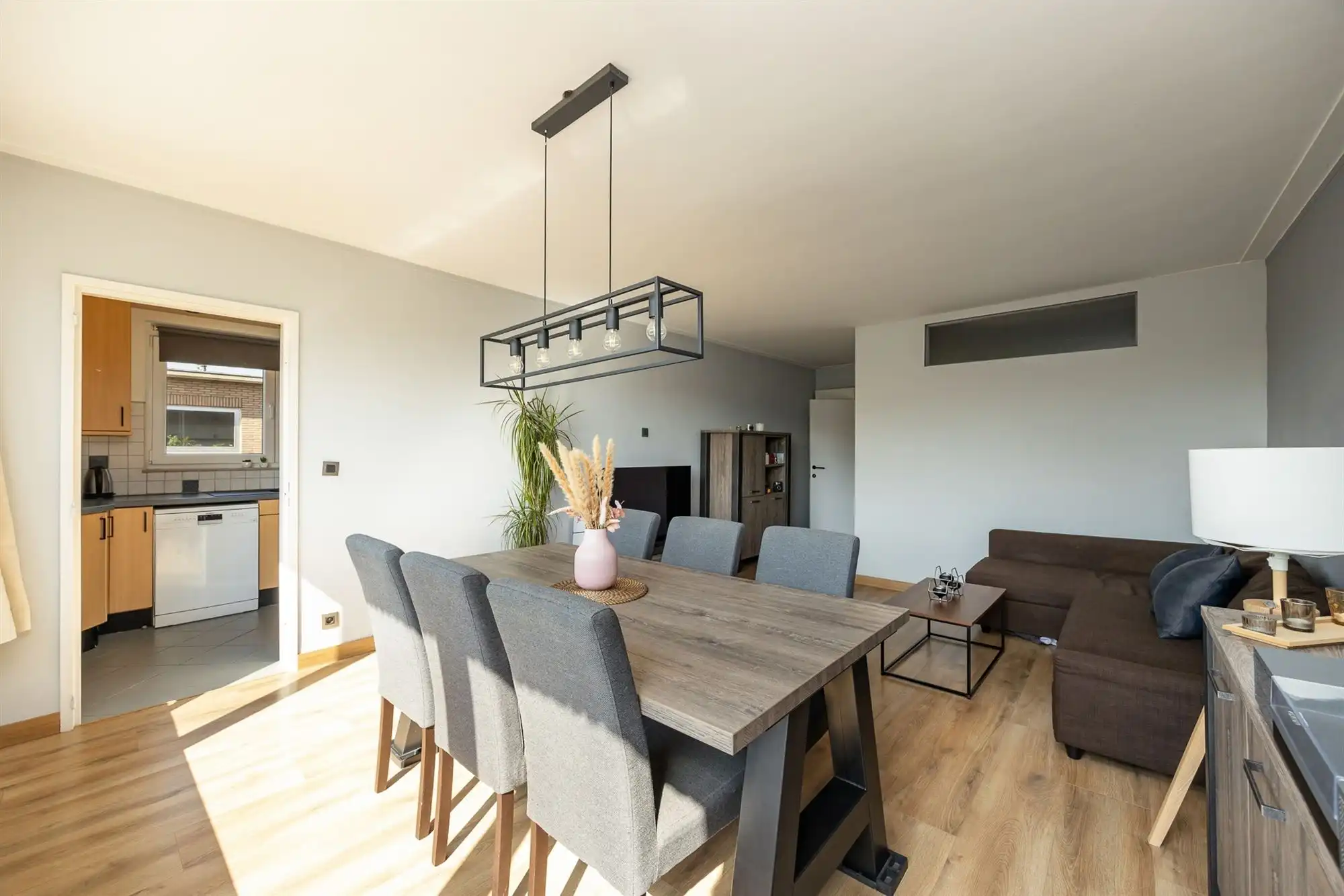 Appartement met twee slaapkamers en garage te Mortsel foto 10