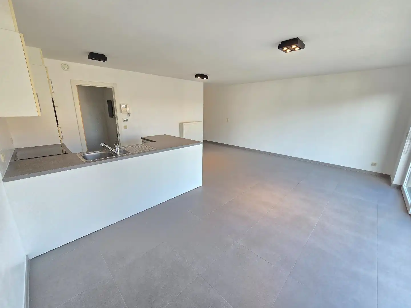 Appartement 2 slpk's te huur foto 3