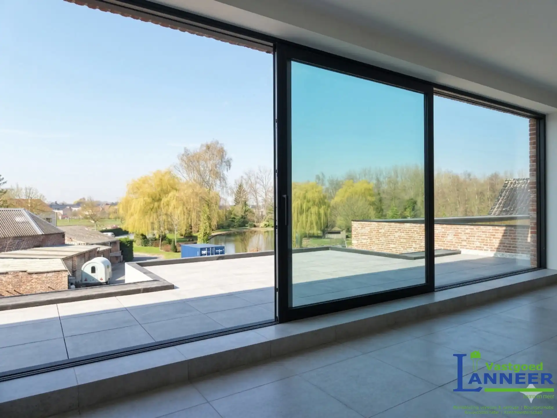 Nieuwbouwappartement met ruim terras en adembenemend zicht foto 3