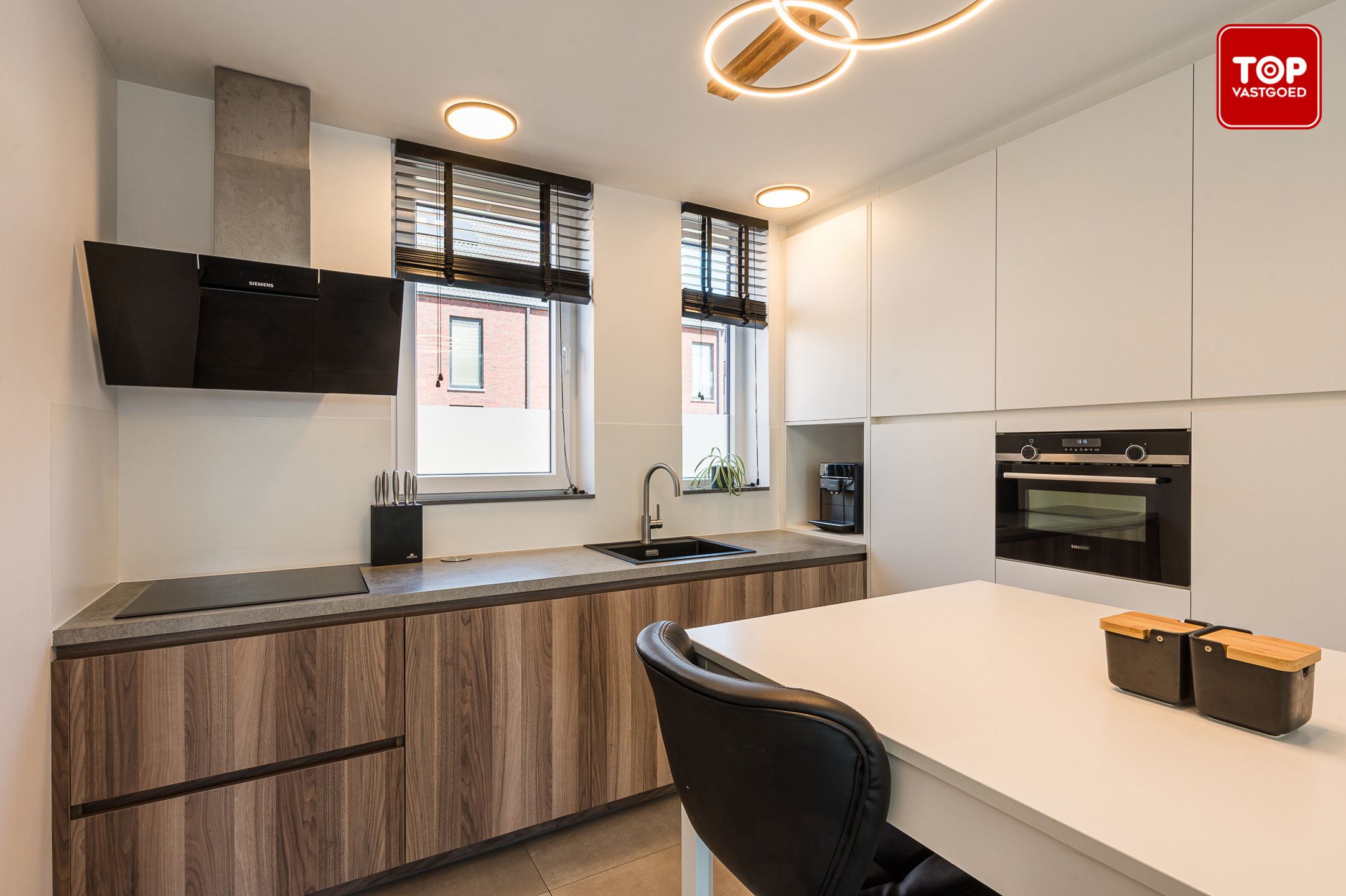 Nieuwbouwoning (2022) met 4 slaapkamers te Ertvelde. foto 8