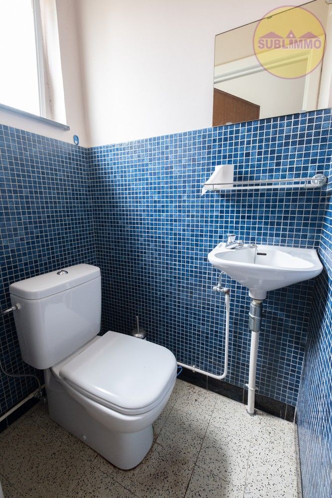 Op te frissen handelswoning met 5 slaapkamers te Tessenderlo-Ham foto 9