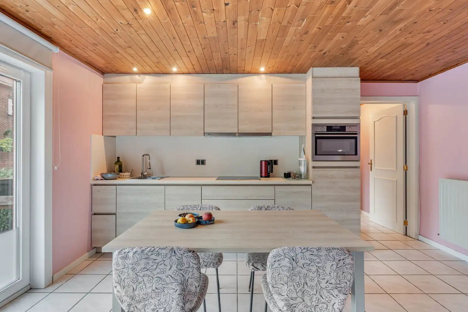 ✨ Gelijkvloers appartement met tuin & garage,  in de Zestienhuizenstraat 🏡 foto 3