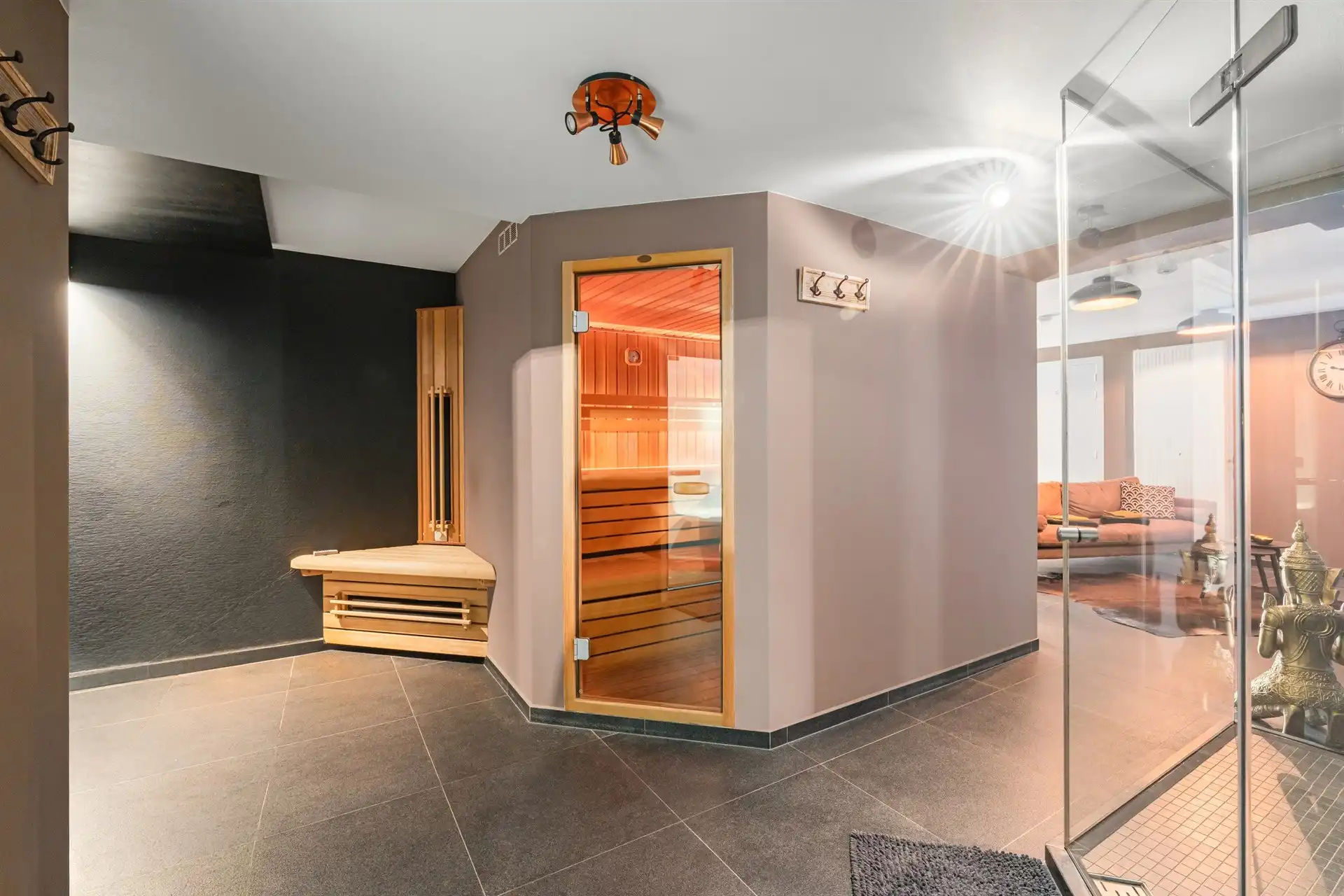 Exclusieve luxe villa met privéwellness  foto 21