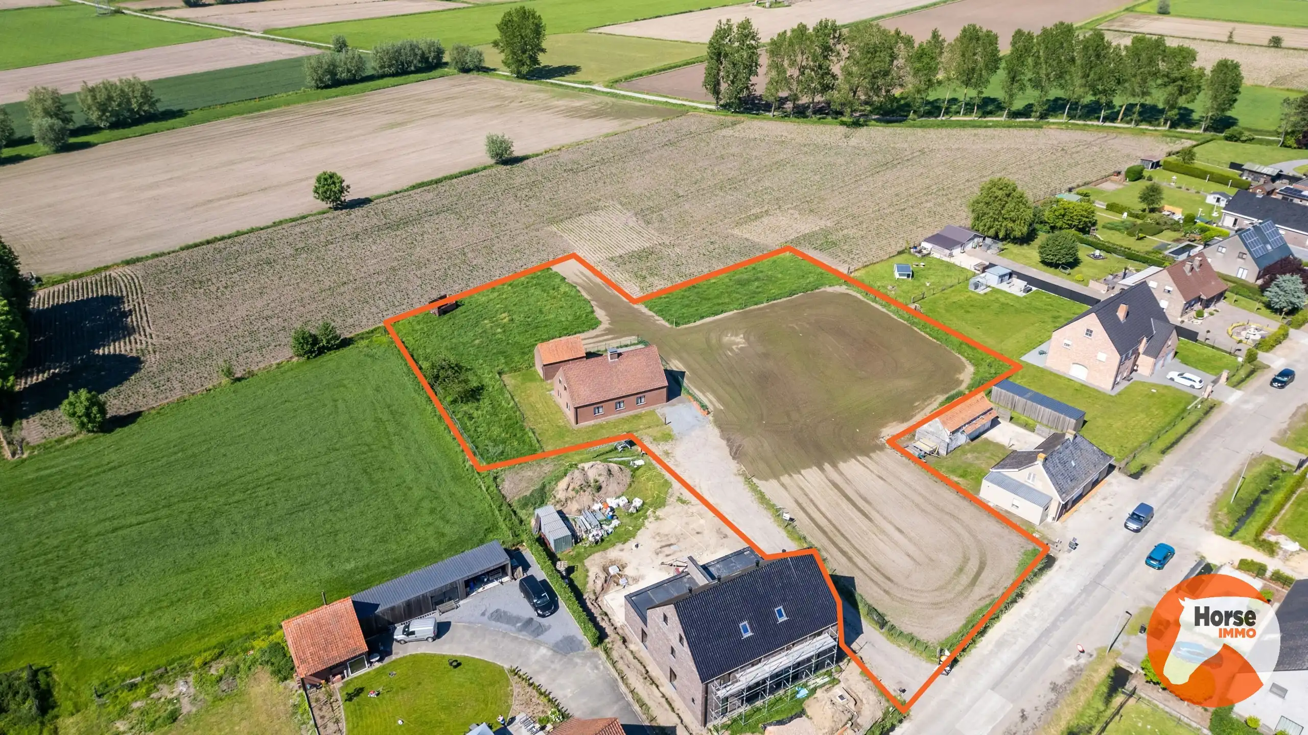 GENT - Instapklare woning op 51are foto {{pictureIndex}}