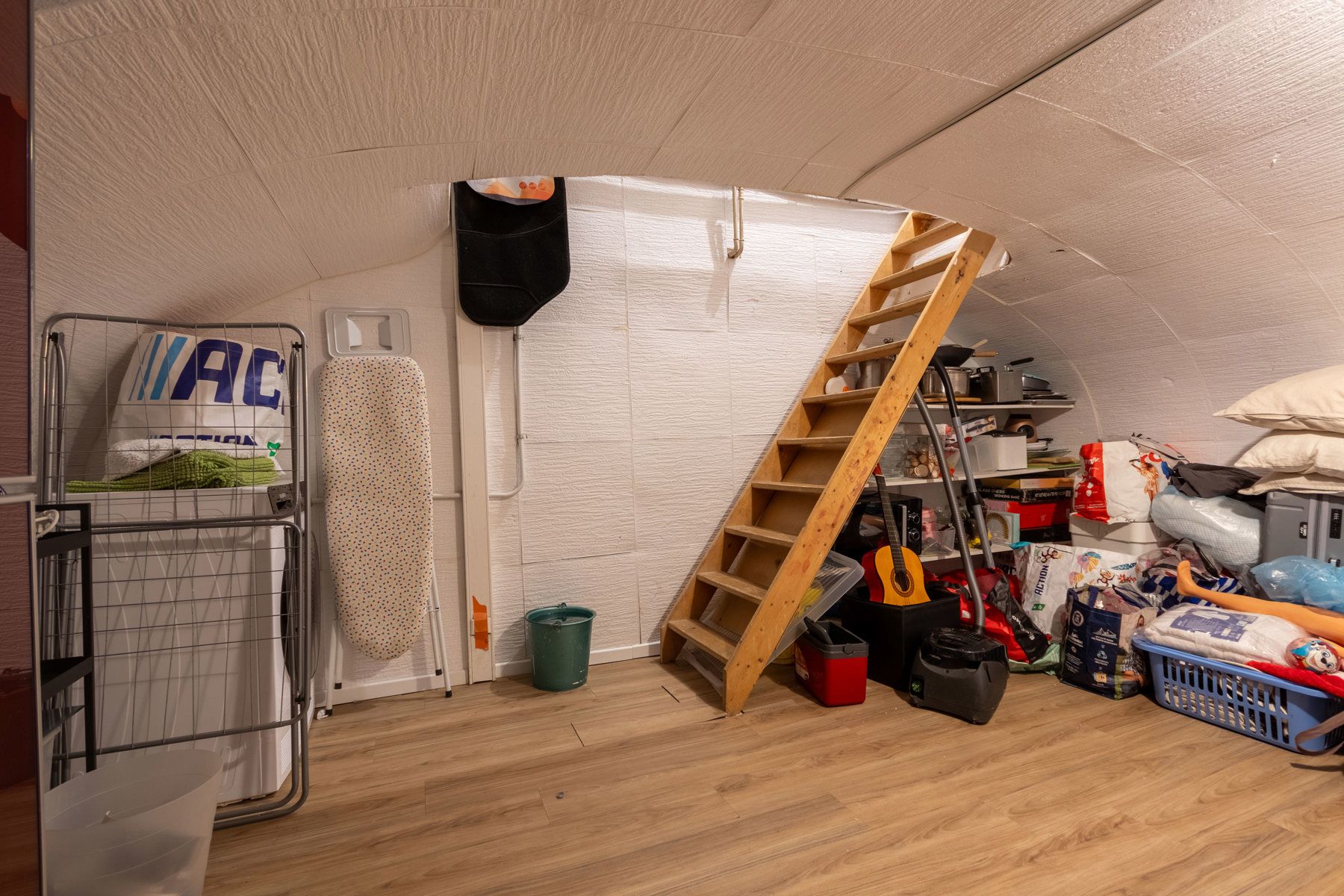 Woonhuis met 2 slaapkamers en koer foto 17