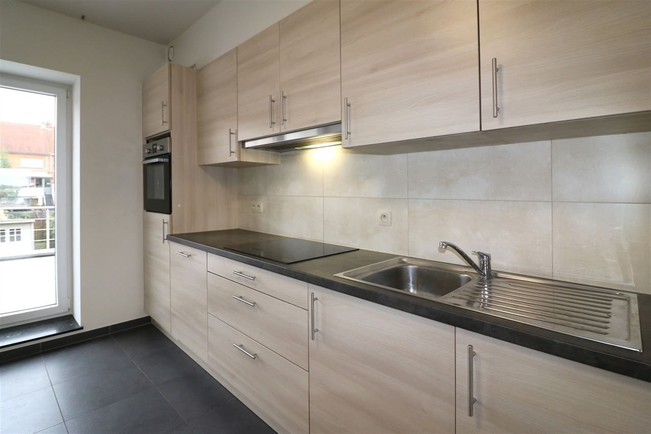Duplex, 2 slpk. groot terras,n staanplaats, nabij station  foto 11