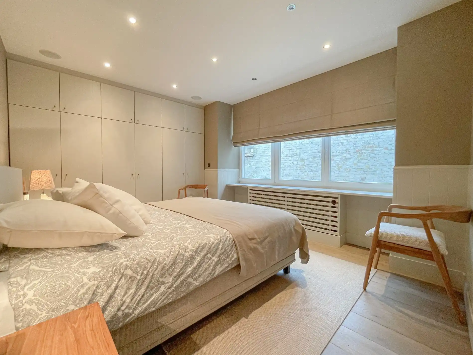 Aangenaam, perfect onderhouden appartement met een ruim terras. foto 15