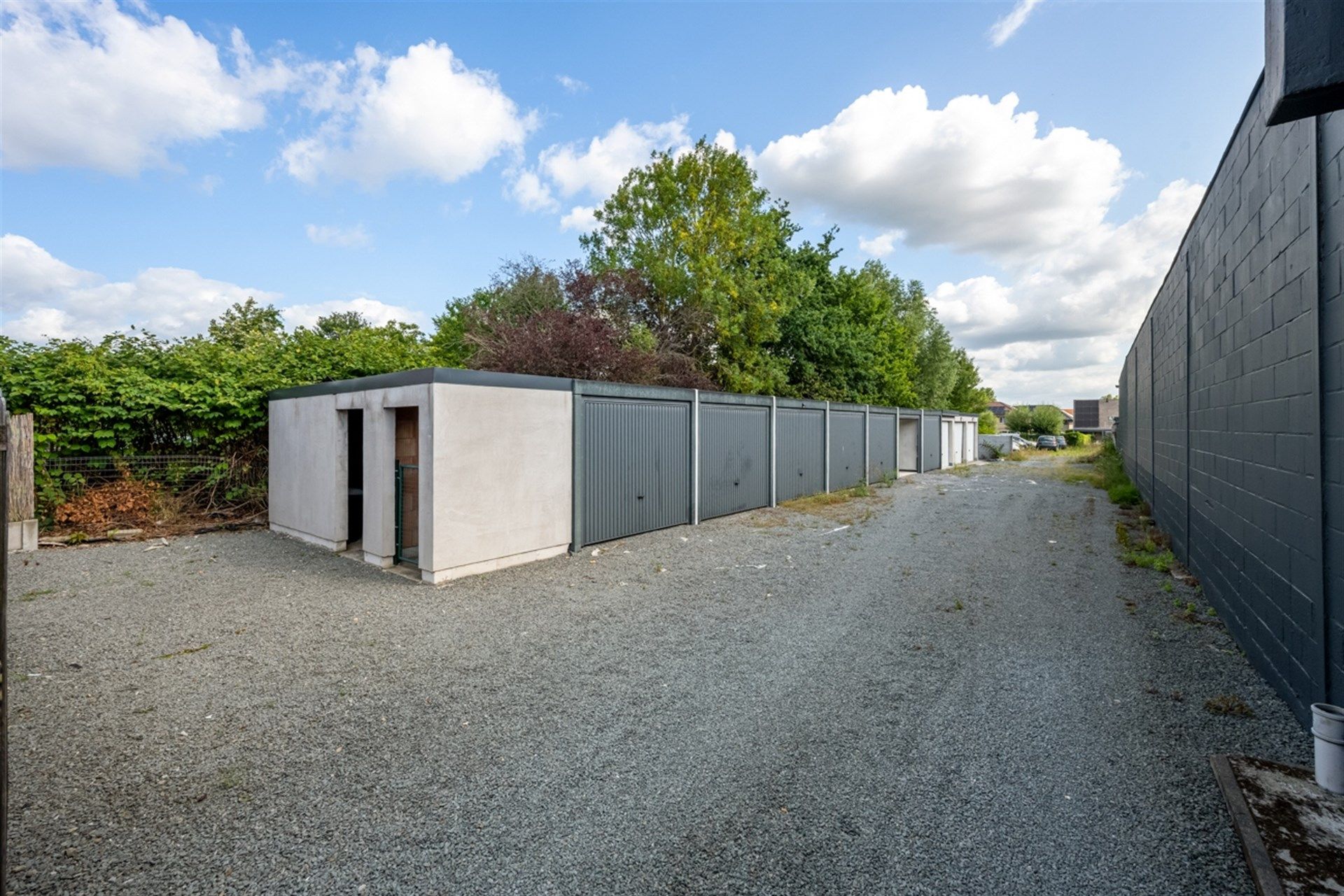 Instapklaar gelijkvloers appartement met zonnig terras foto 11