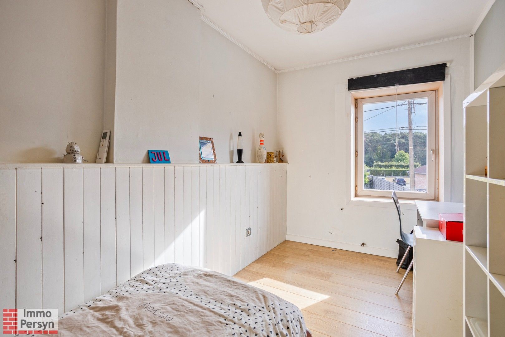Halfopen instapklare woning met 4 (mogelijk 5) slaapkamers foto 14