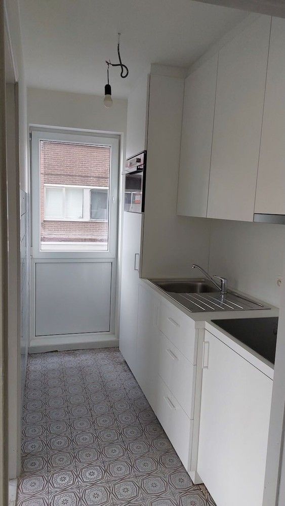 Genk, Dieplaan 25 bus 26 – Gerenoveerd appartement met 1 slaapkamer (43 m2 ) met ruim terras (40 m2) en kelderberging foto 5