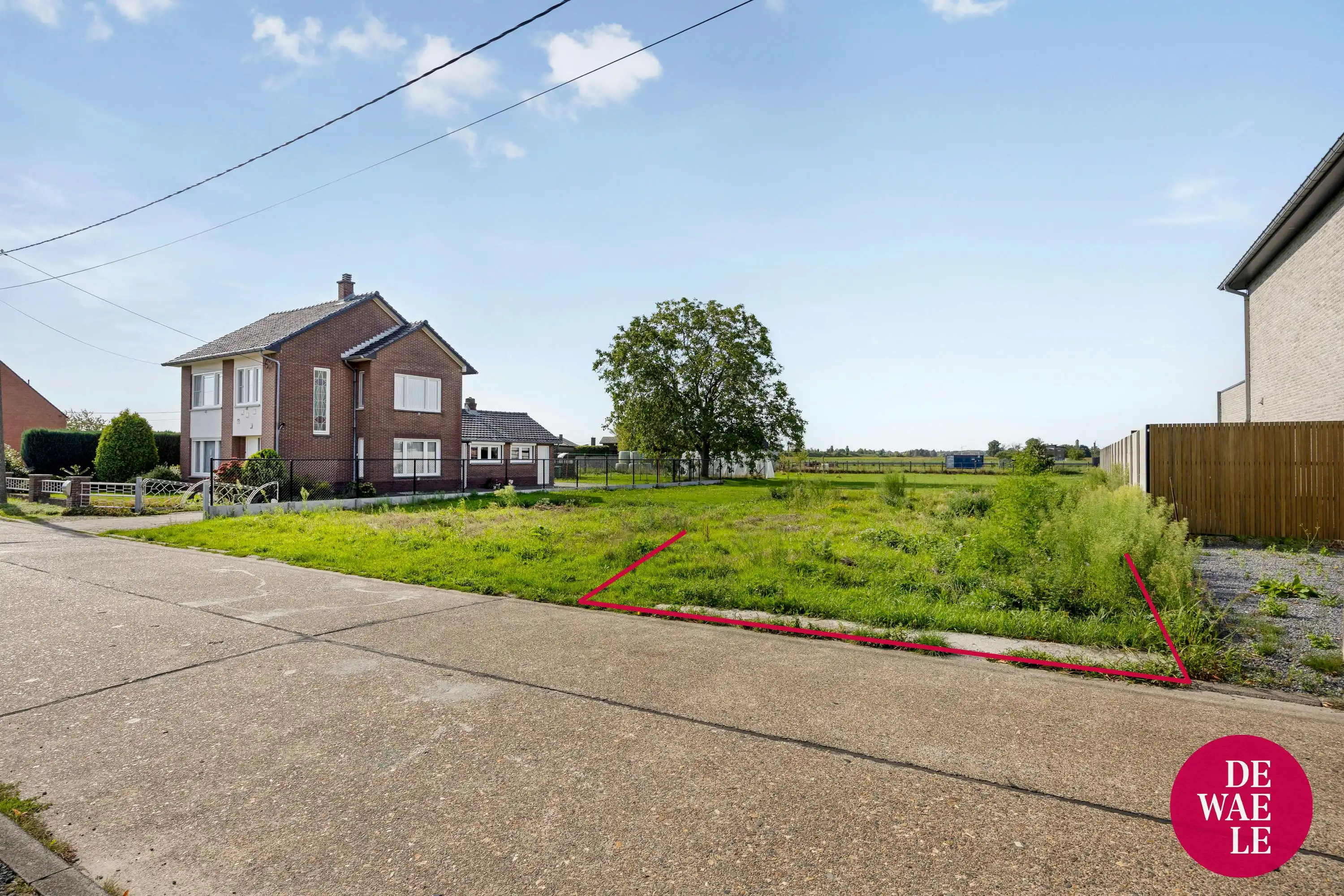 Bouwgrond halfopen bebouwing te koop in Elen 705 m² foto 5