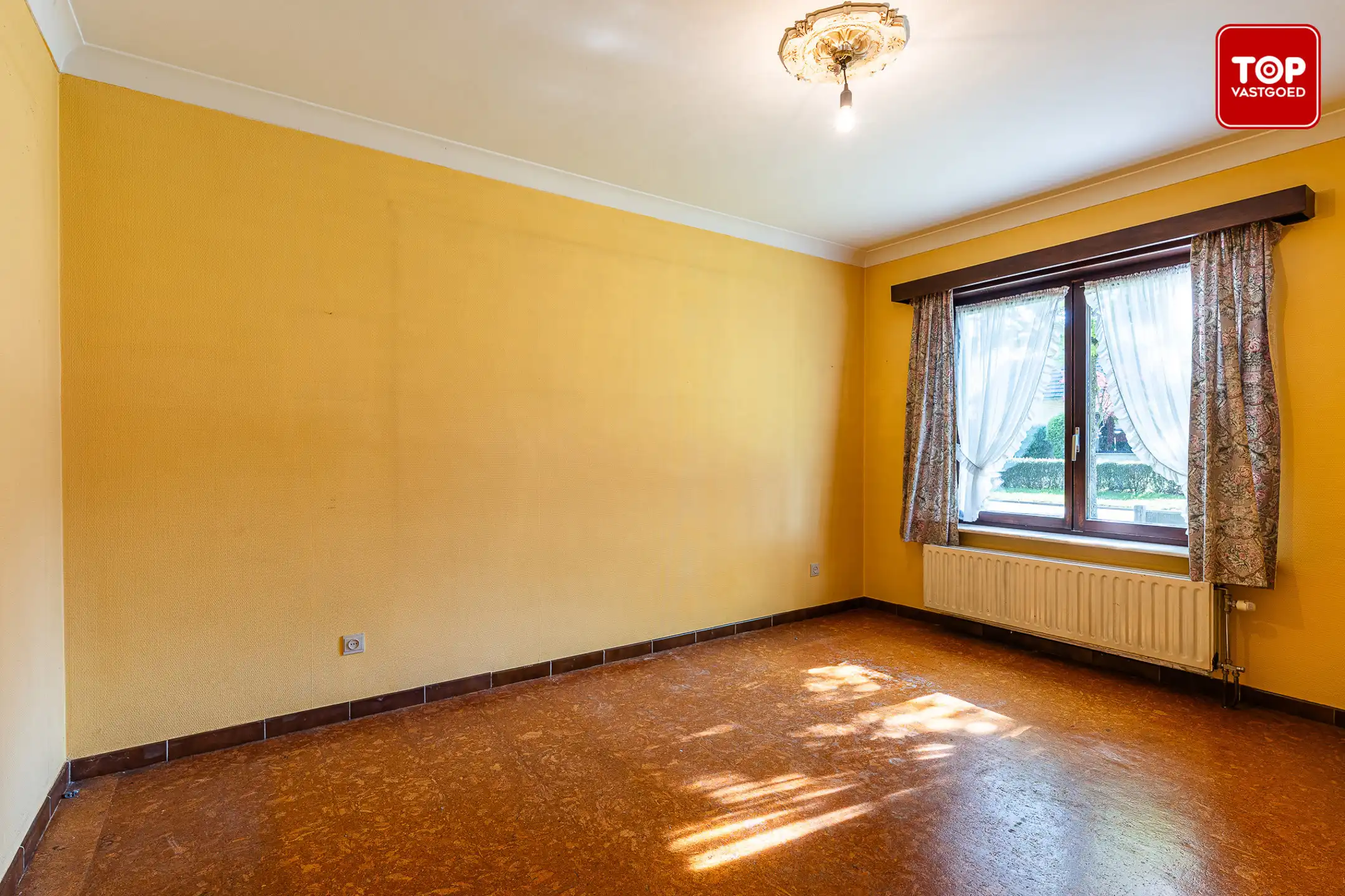 Op te frissen bungalow op toplocatie. foto 13