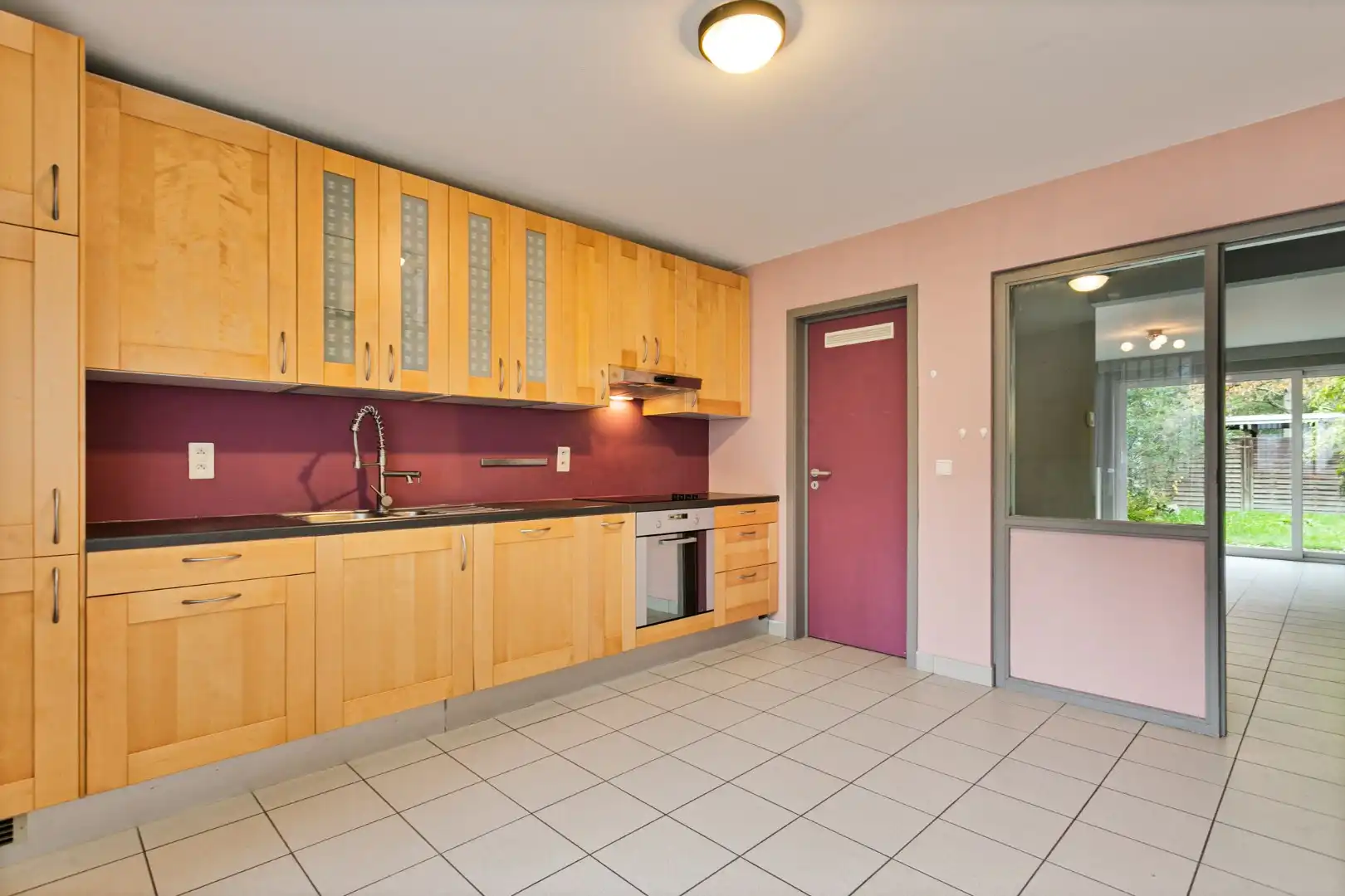 Goed gelegen woning met 3 slaapkamers en parkeerplaats - EPC 204 kWh/m² - bewoonbare oppervlakte 135m² foto 9
