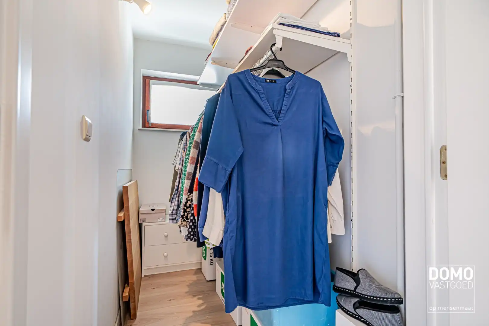 ZUIDWESTELIJK GEORIËNTEERDE DOORZONWONING MET LICHTRIJKE AANBOUW, GEZELLIGE TUIN EN RUIME GARAGE TE KURINGEN (HASSELT)  foto 21