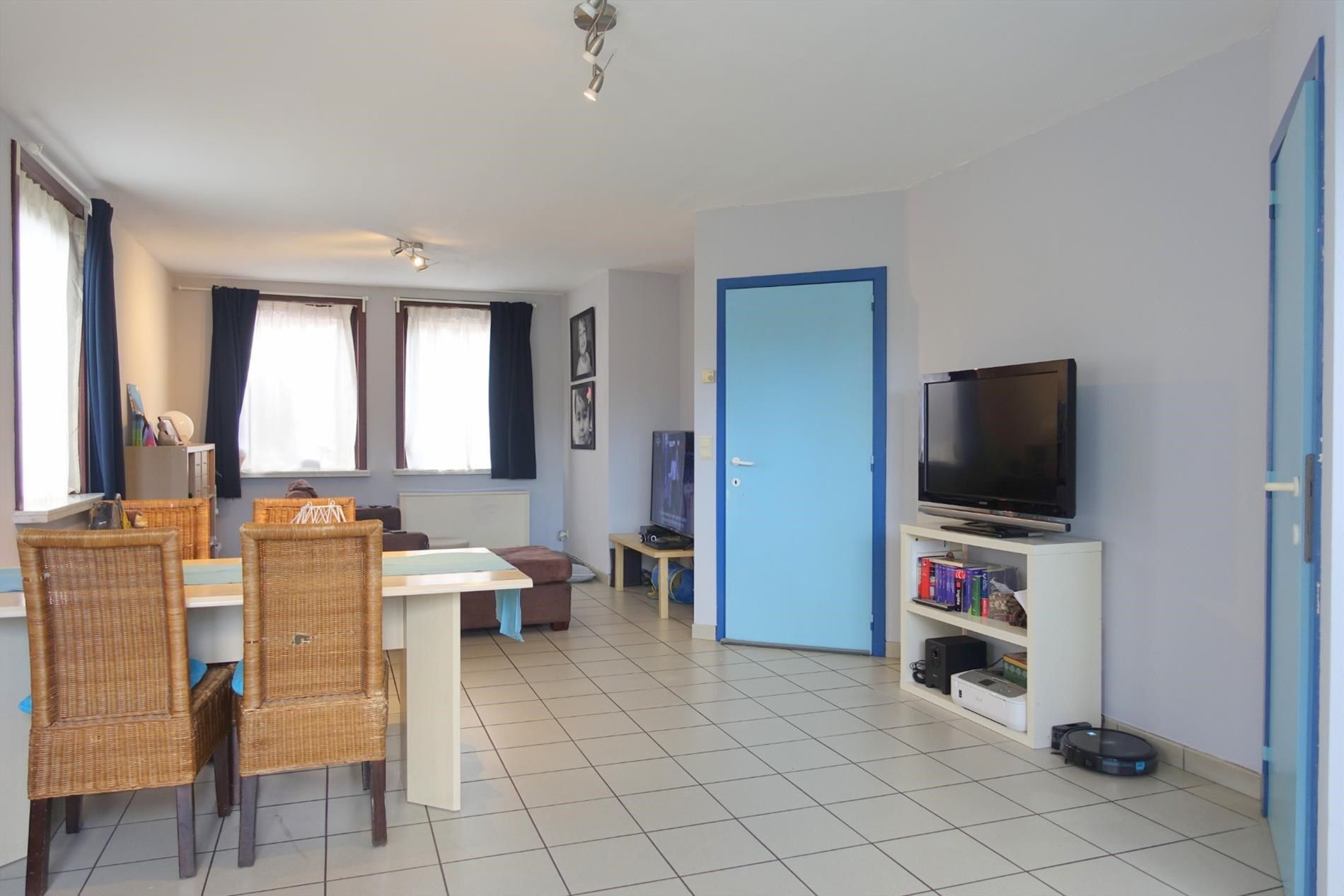 Half-open Woning met 3 slaapkamers foto 2