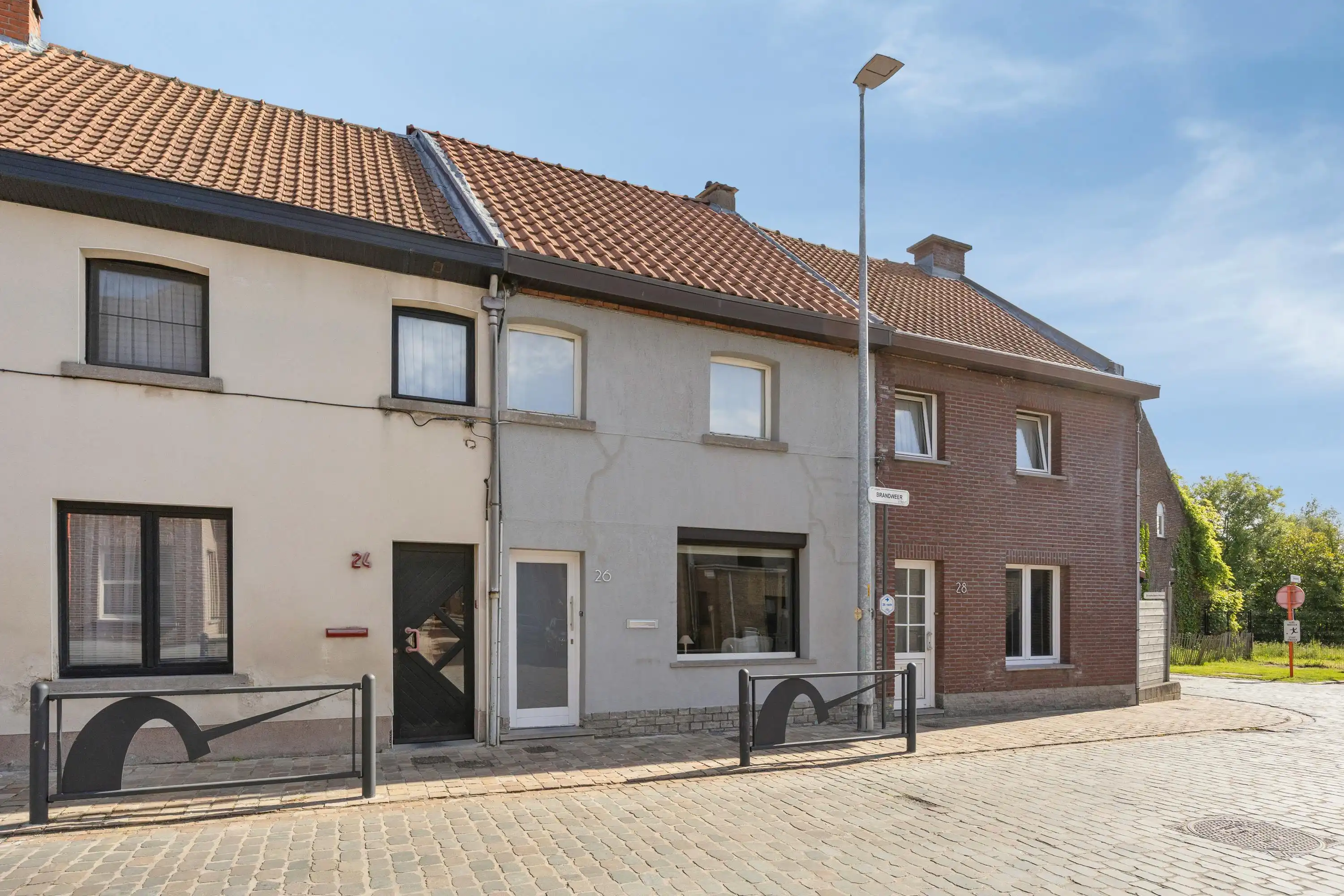 Gerenoveerd huis te koop in het centrum van Kruibeke foto 20