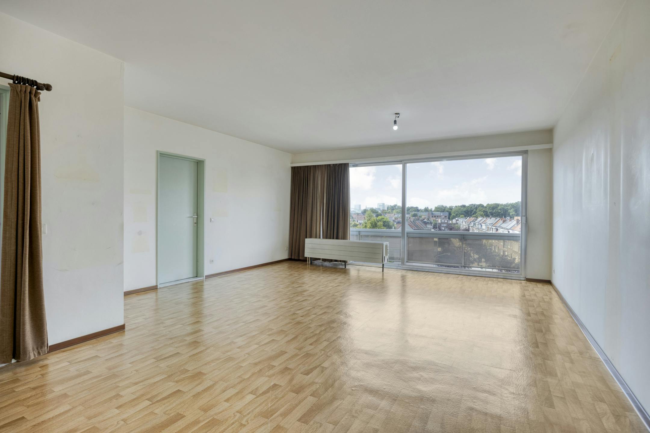 Appartement met 3 slaapkamers en staanplaats te koop foto 3