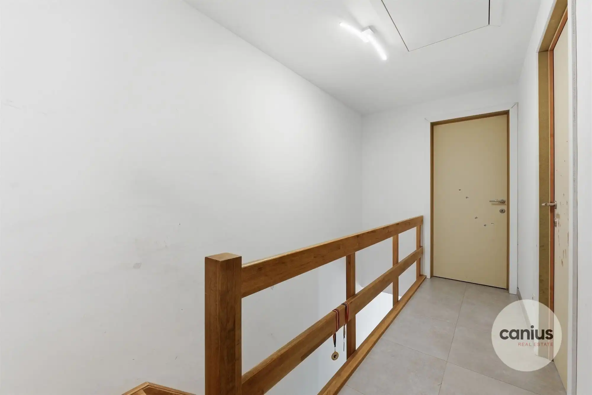 LEUKE WONING MET 3 SLPKS  NABIJ HET CENTRUM foto 12