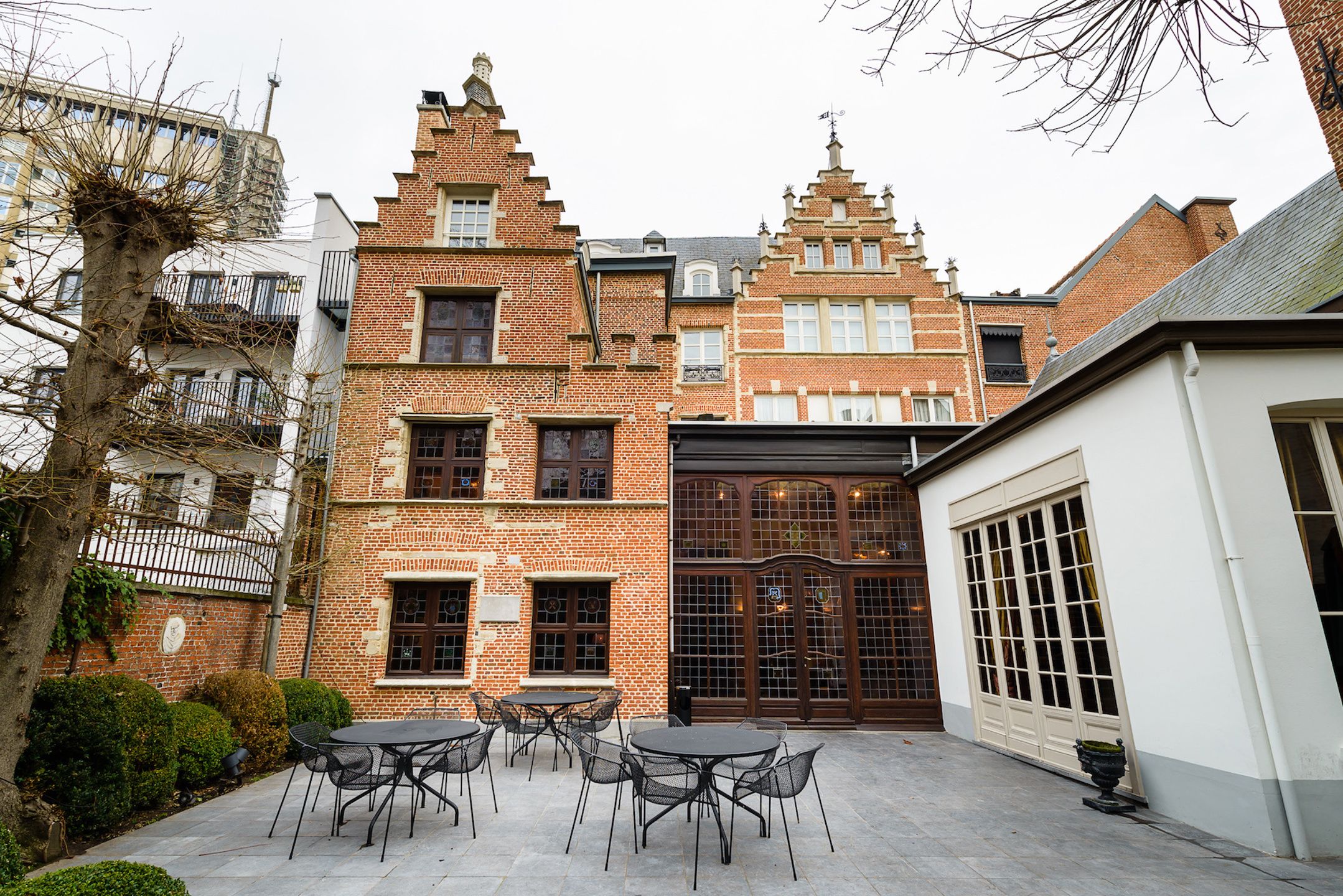 ANTWERPEN - Exceptionele woning met binnentuin foto 6