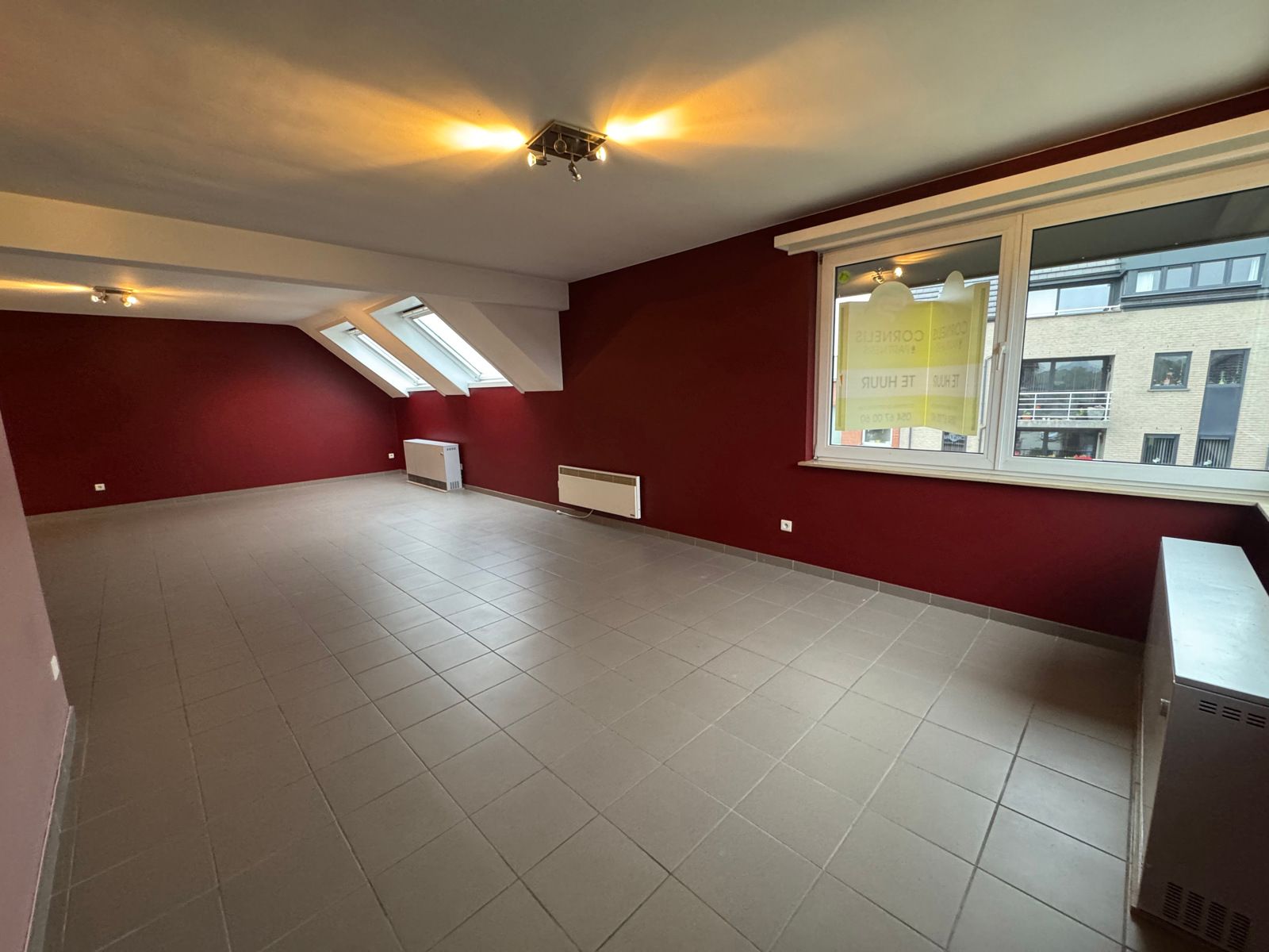 Appartement te huur in het gezellige Moerbeke foto 2