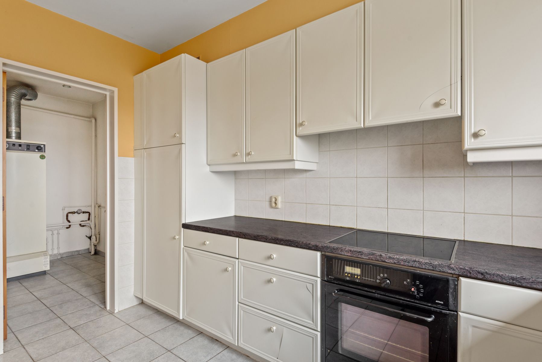 Hoekappartement met garagebox op wandelafstand van centrum foto 7