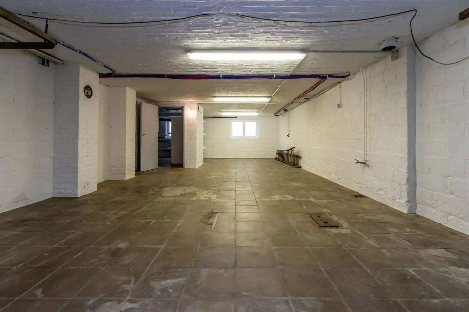 Villa (bungalow) met 3 slaapkamers, garage en prachtige tuin/uitzicht foto 23