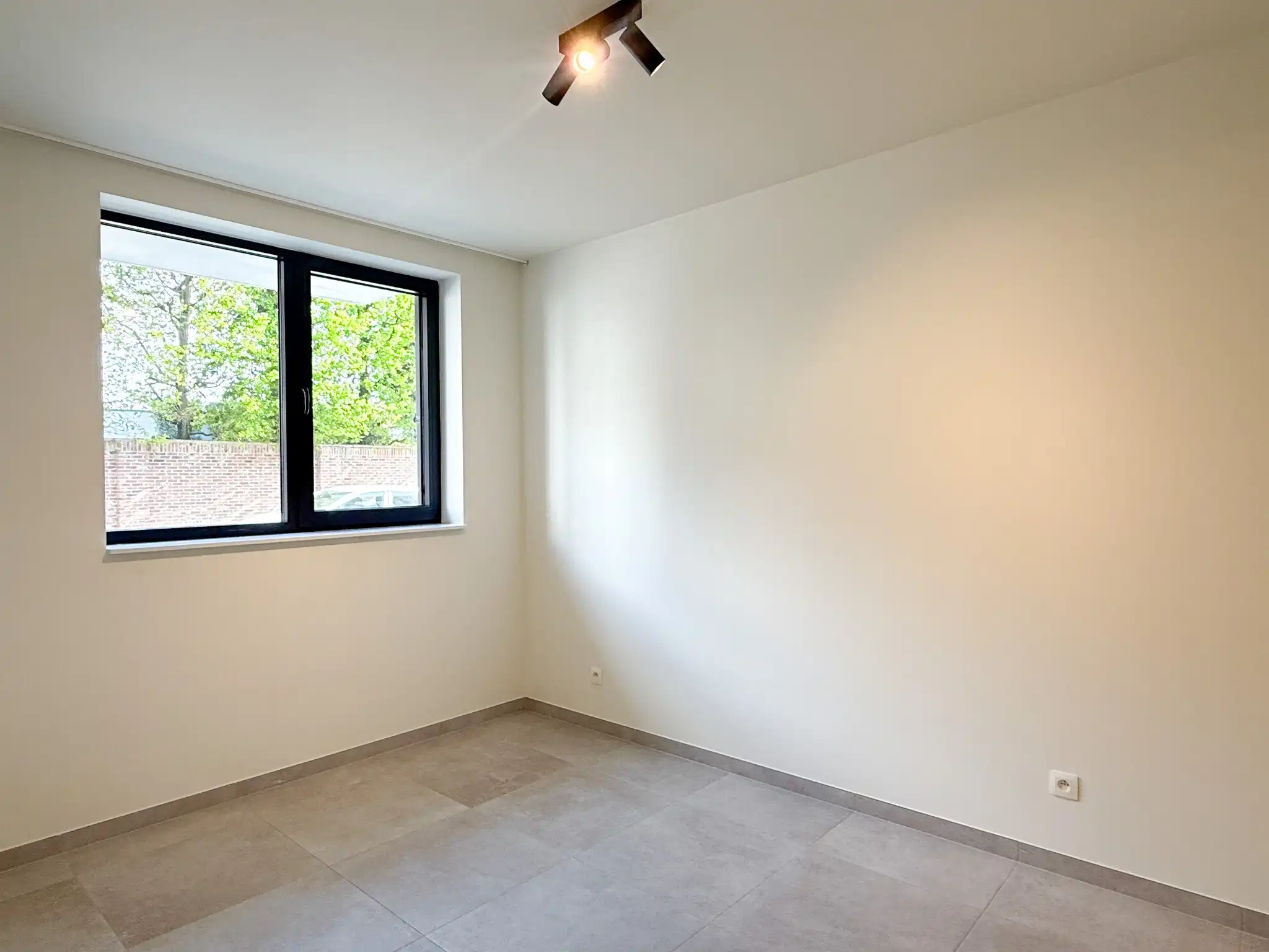 Gelijkvloers nieuwbouwappartement met tuin en twee slaapkamers foto 10