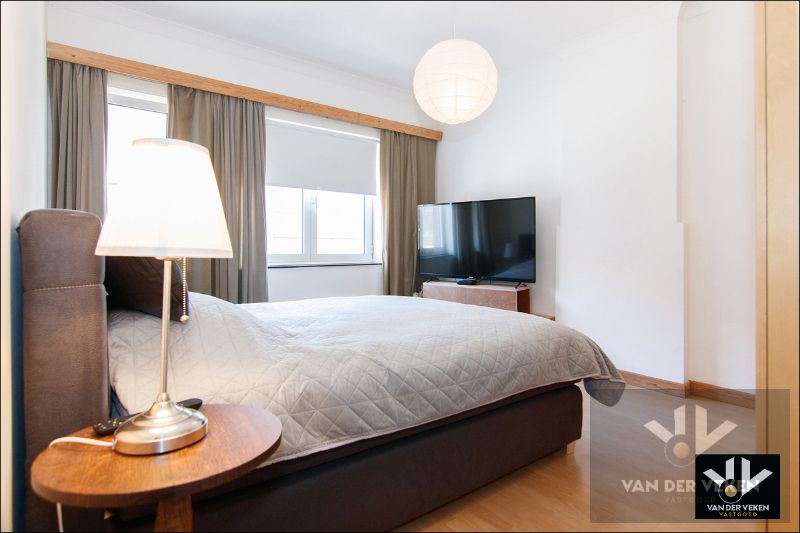 RUIME, VERZORGDE RIJWONING MET TOFFE STADSTUIN foto 16