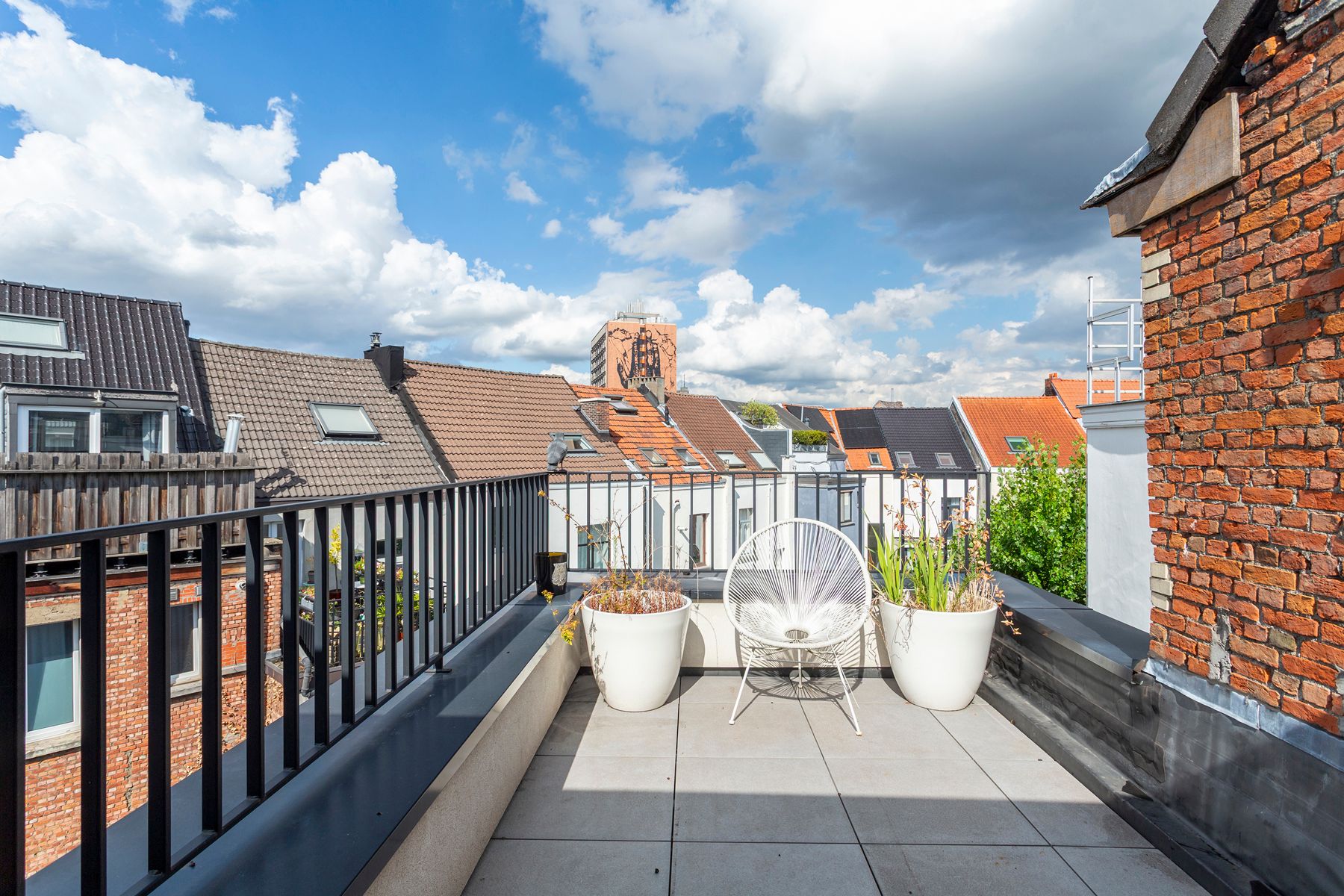 Stijlvolle luxe herenwoning op ’t Zuid met veel buitenruimte foto 16