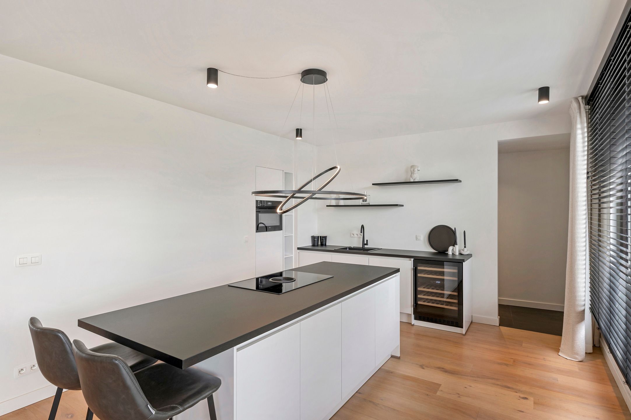 Schitterend luxeappartement aan het centrum! foto 8