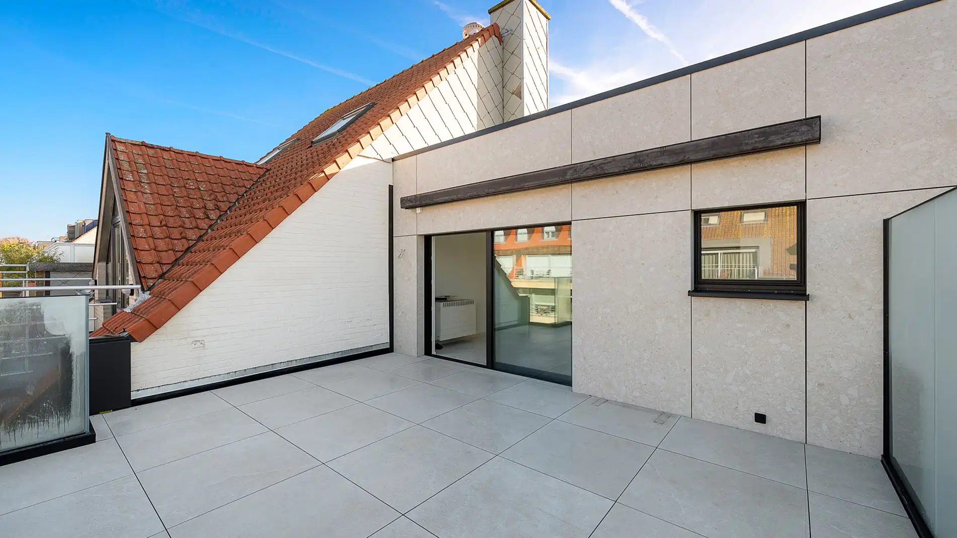 Penthouse te koop met ruim terras nabij het strand foto 2