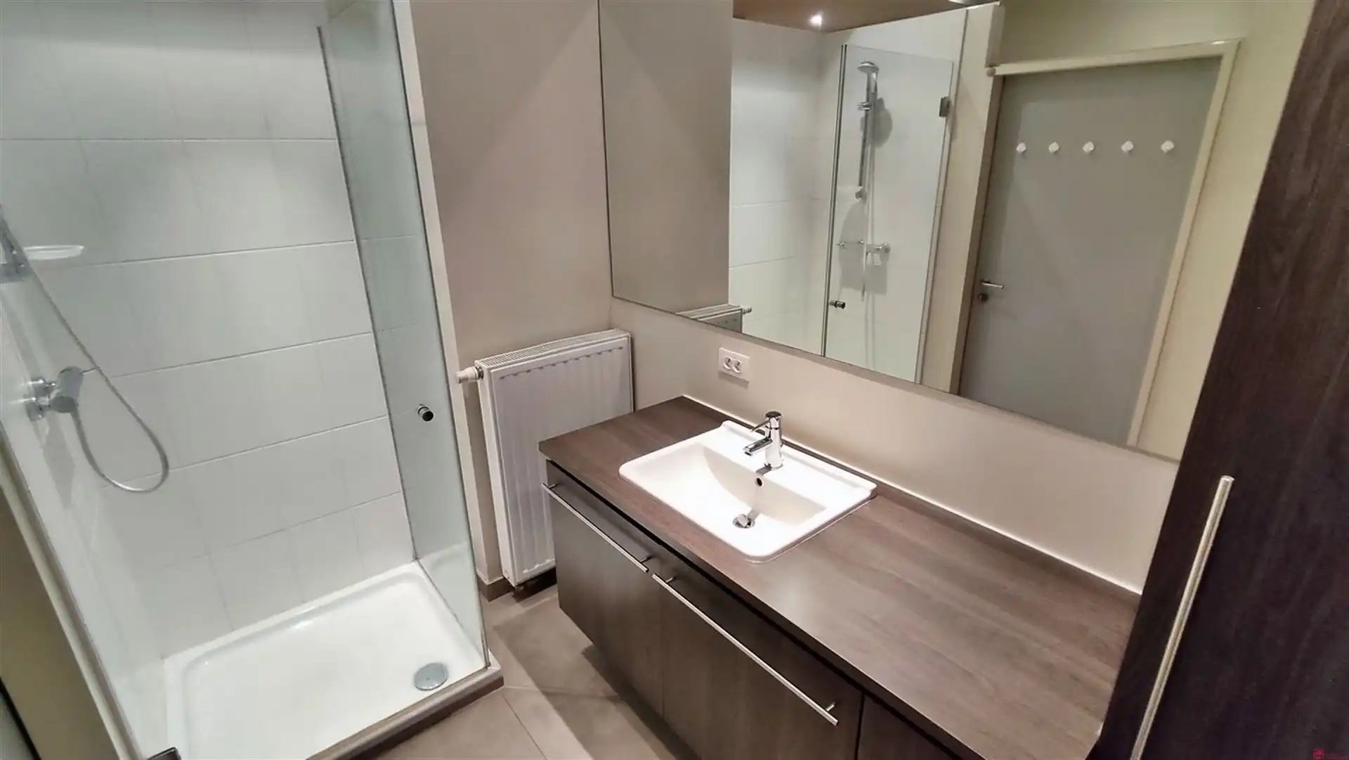 Gelijkvloers appartement met leuke buitenruimte foto 11