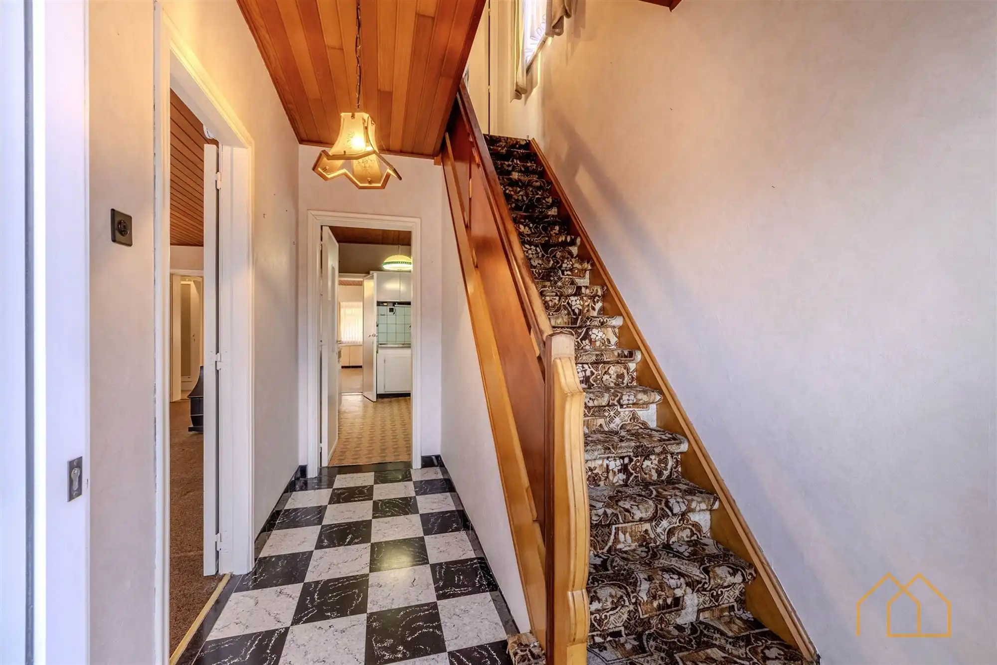 Op te frissen woning op 12a in centrum van Geel foto 11