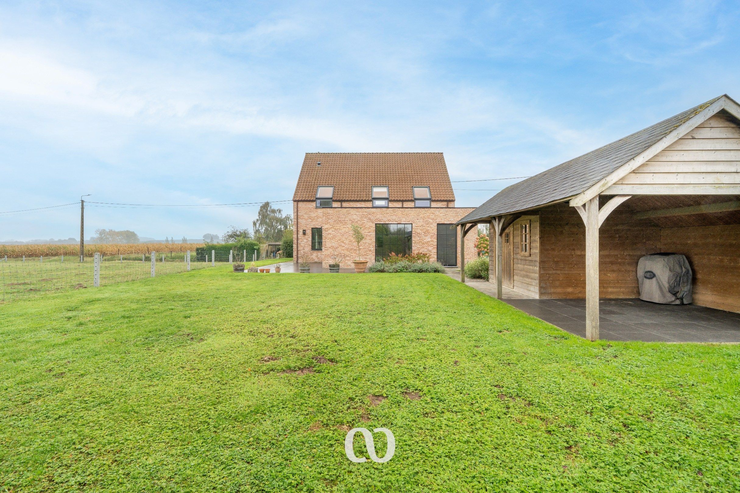 Exclusieve, energiezuinige villa met 4 slaapkamers en panoramisch zicht foto 25