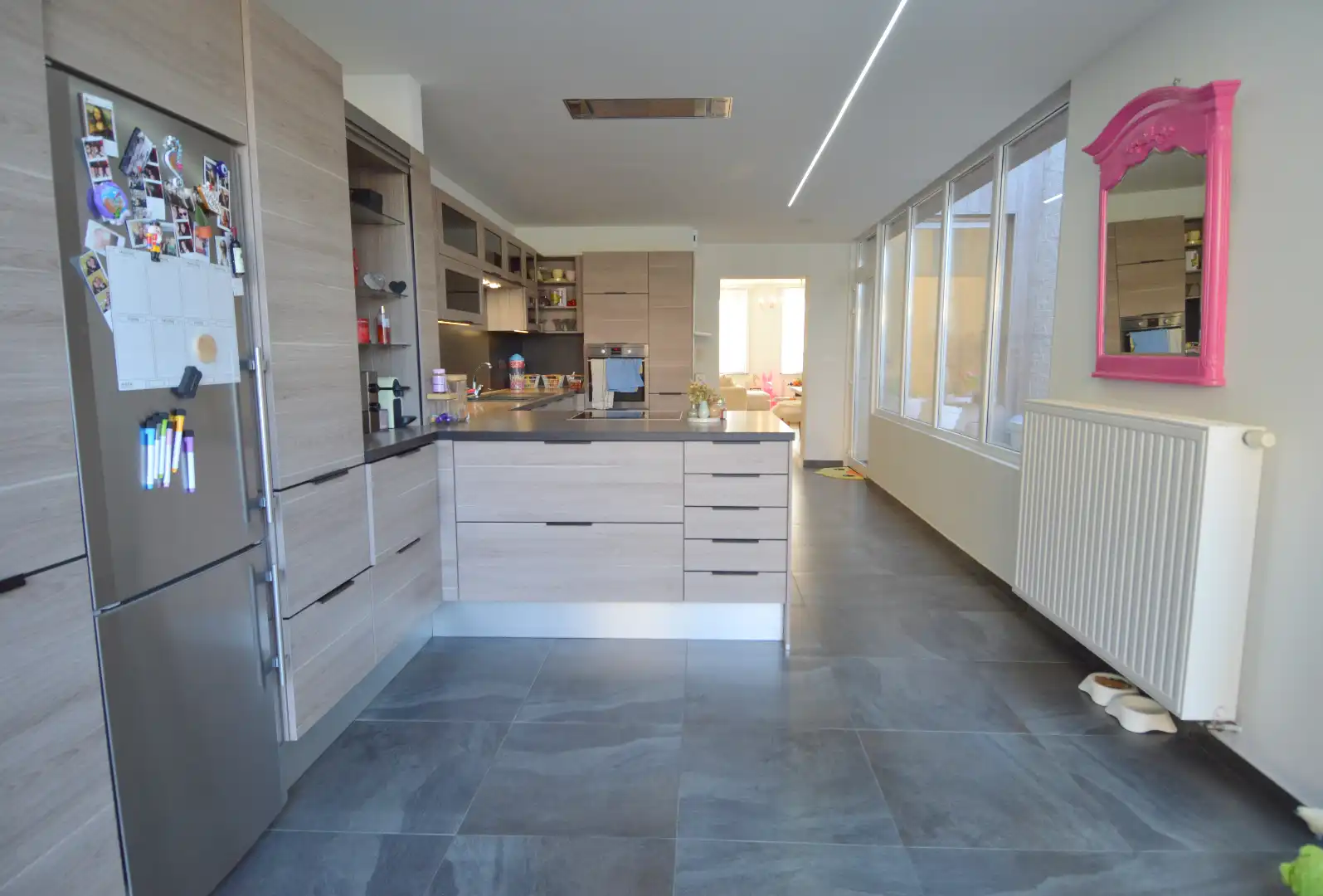 Ruim herenhuis met 2 slaapkamers in Wevelgem foto 8