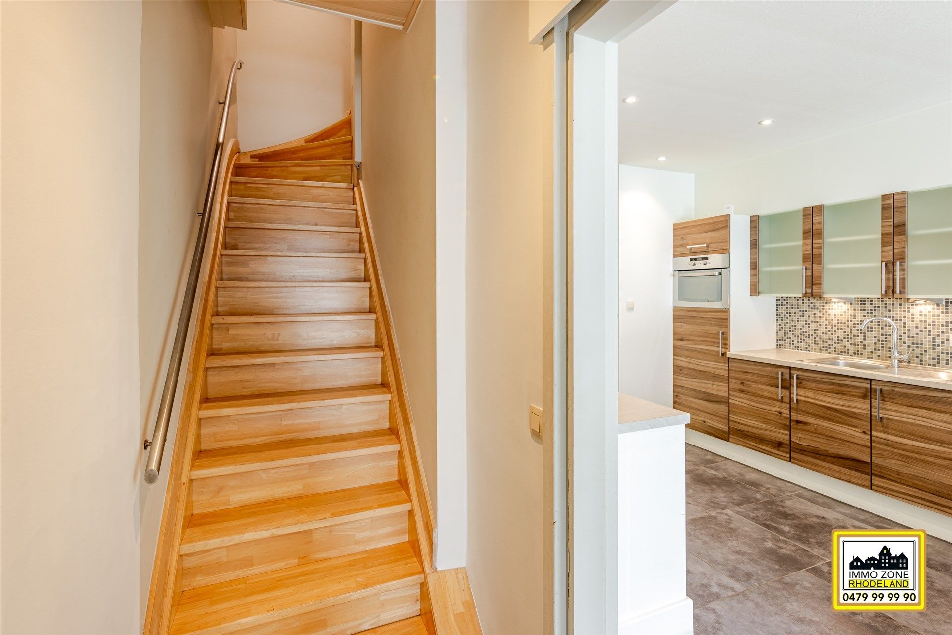 Instapklare woning met 2 slpks, garage en ruime tuin.  foto 14
