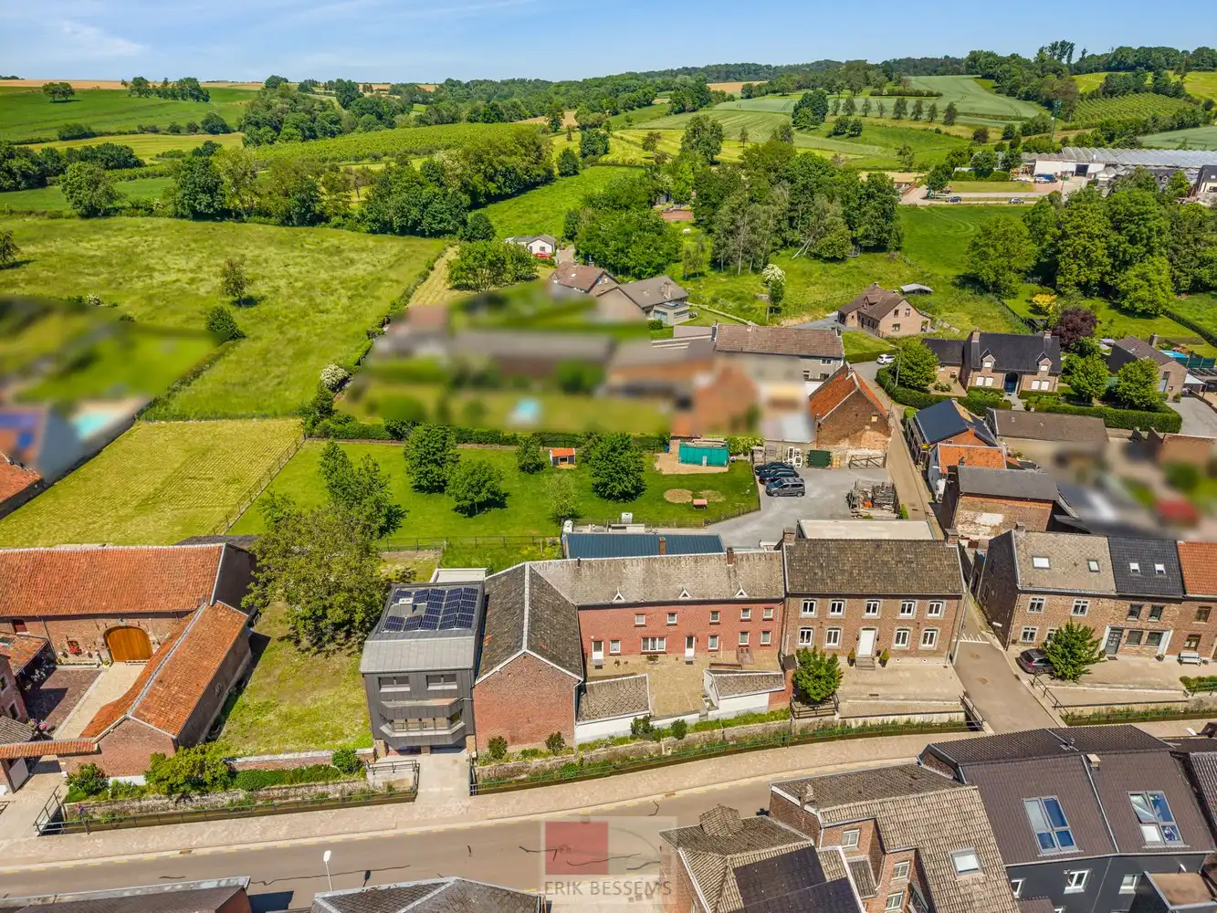 Prachtig authentiek herenhuis met ruime loods en garage in de Voerstreek! foto 63