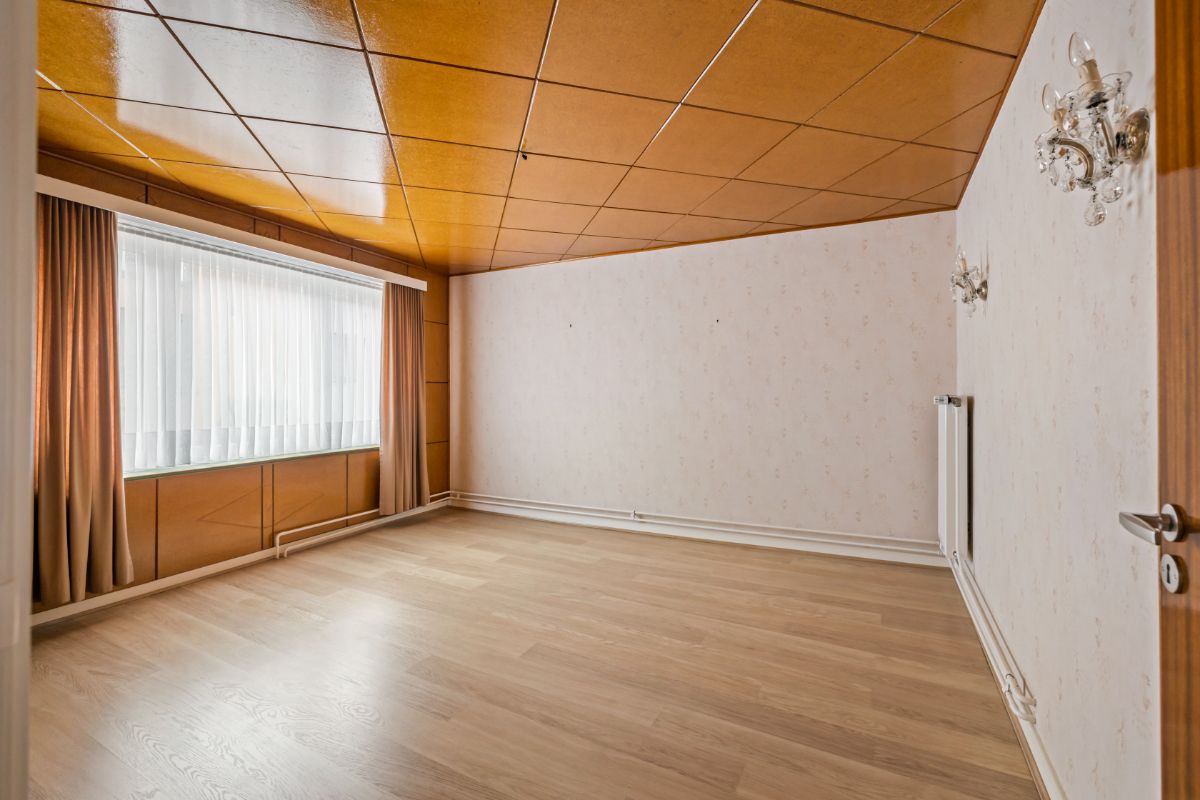 Solide rijwoning met 3 slaapkamers en zijdoorgang foto 11