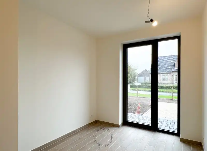 Prachtig gelegen nieuwbouwappartement op het gelijkvloers met twee slaapkamers foto 17