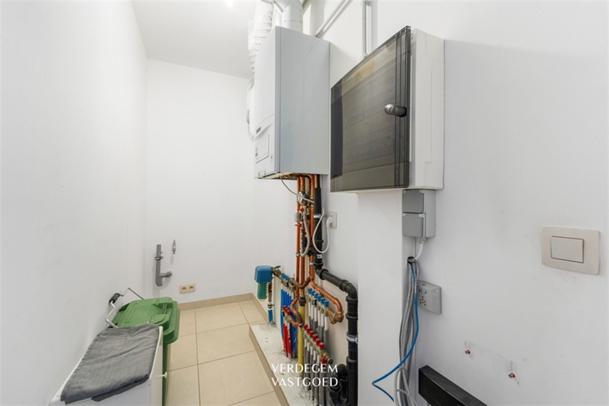 Zeer rustig gelegen appartement op de 1ste verdieping met 2+1 slaapkamers en 2 autostaanplaatsen foto 13