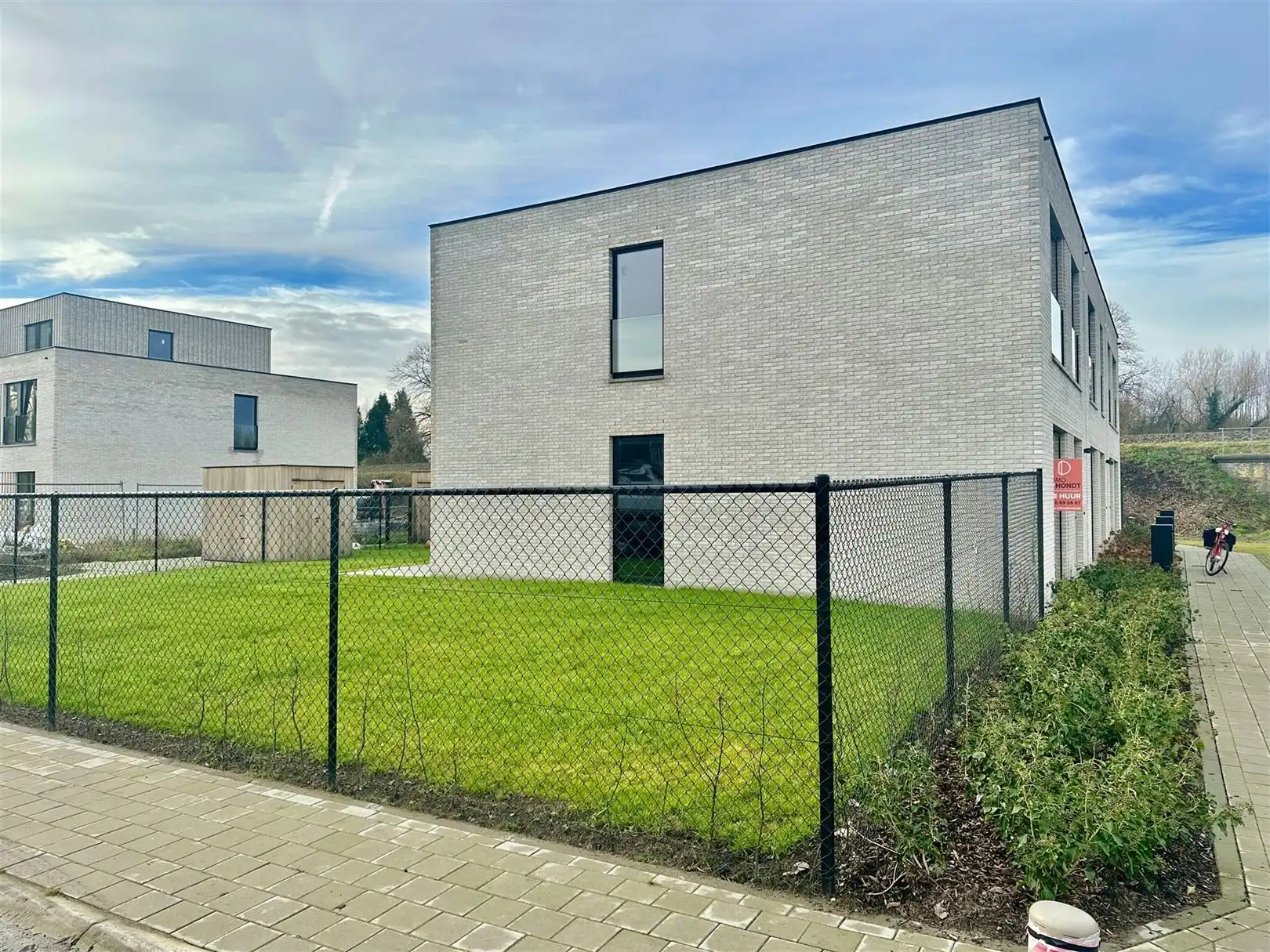 Bijna energie neutrale nieuwbouwwoning met 3 slp foto 16