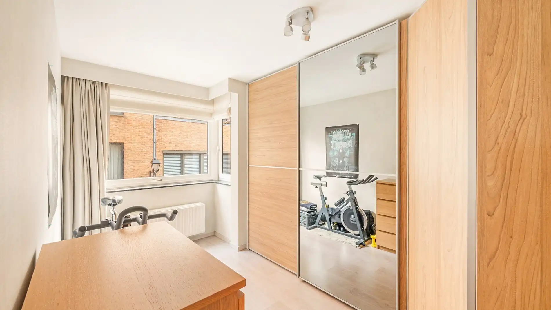 Appartement met veel licht en open zichten te Heist foto 9
