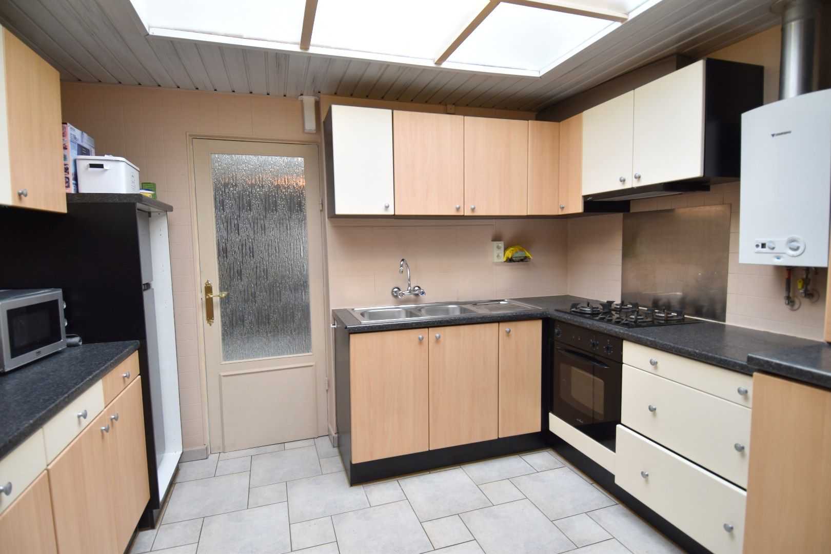 Stadswoning met 2 slaapkamers en zonnige stadstuin te Kortrijk foto 6