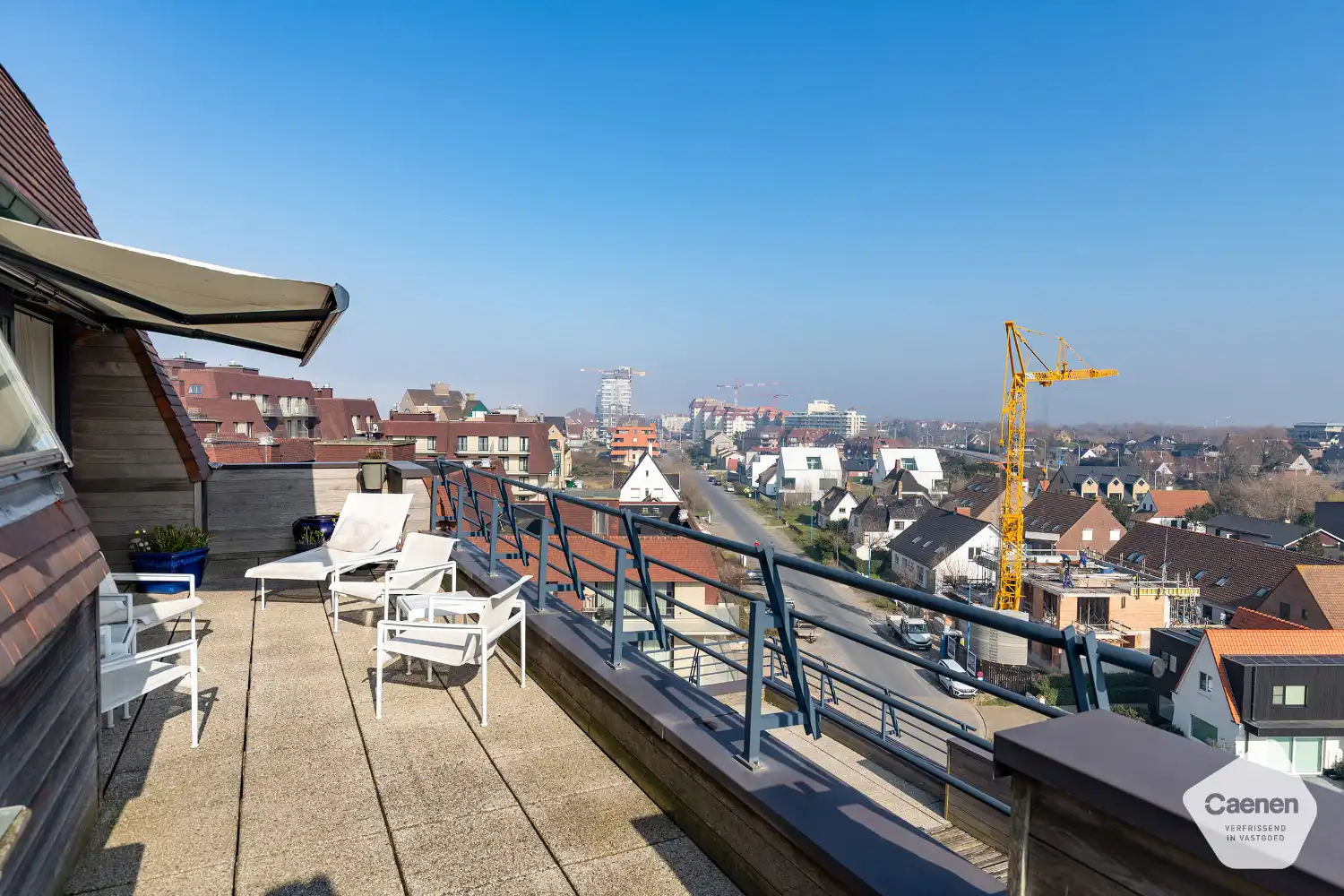 Ruime penthouse met fantastisch zicht op de zee én het hinterland foto 5