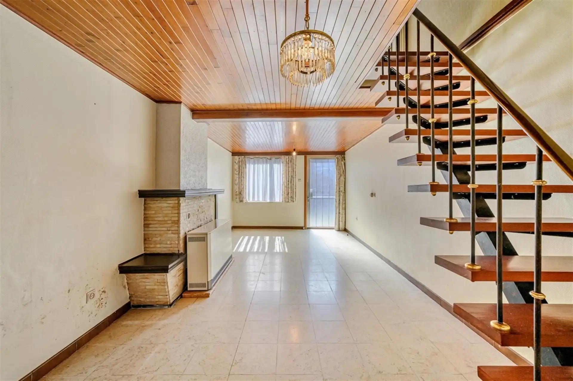 Te renoveren starterswoning in het landelijke Moorsel foto 4