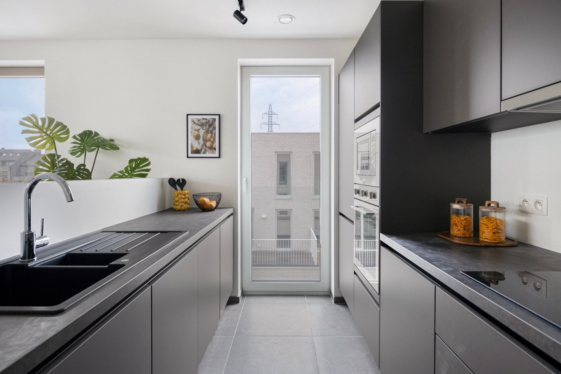 Afgewerkte nieuwbouwappartementen te koop! foto {{pictureIndex}}