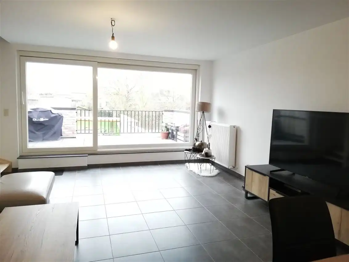 Appartement met 3 slpk., autostaanplaats en groot zuidgericht terras foto 4