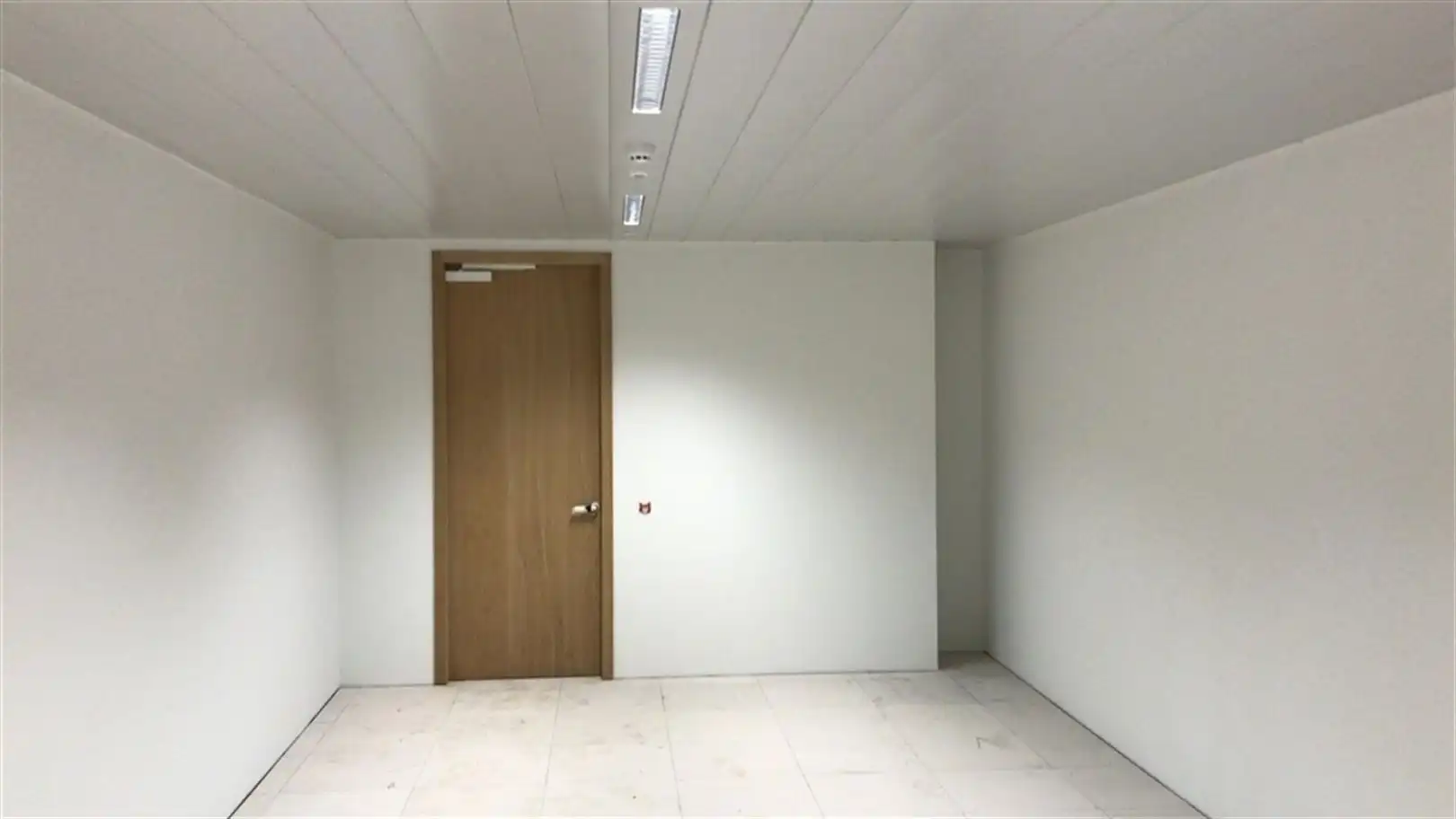 Prestigieus kantoorgebouw - oppervlaktes van 338m² tot 5760m² foto 21