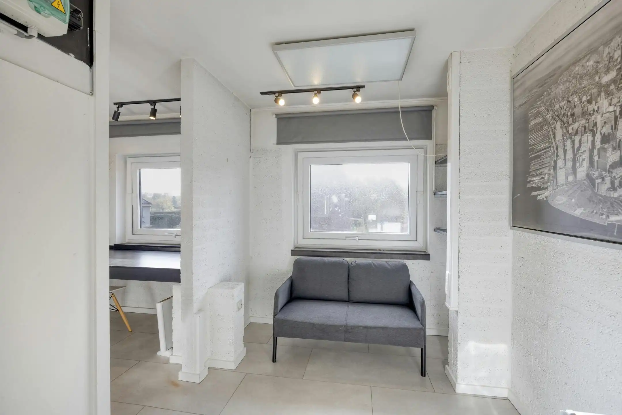 Opbrengsteigendom met 9 studentenkamers en duplex-appartement te Hasselt foto 12